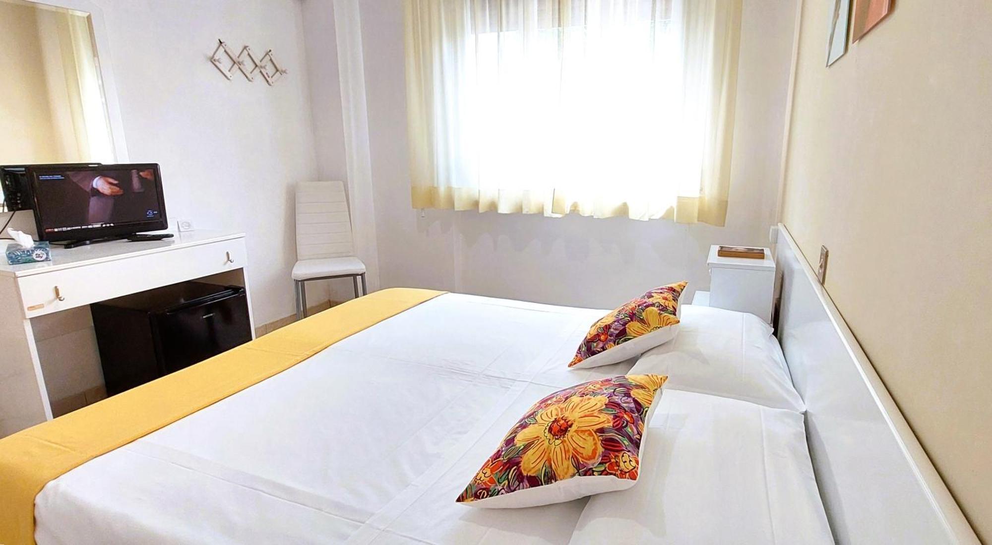 Hotel Garden B&B Marotta Dış mekan fotoğraf