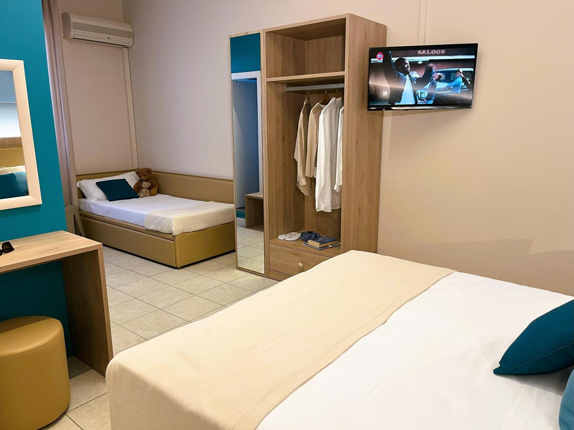 Hotel Garden B&B Marotta Dış mekan fotoğraf